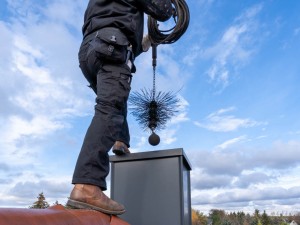 Hur rengör och underhåller man skorstenen effektivt?