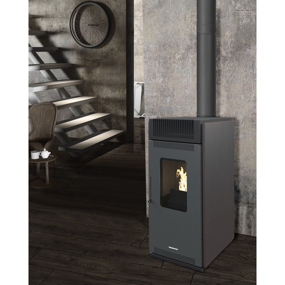 Pelletskamin Balkan Energy P10 Black, 10kW | Luftpelletskaminer | Pelletskaminer |